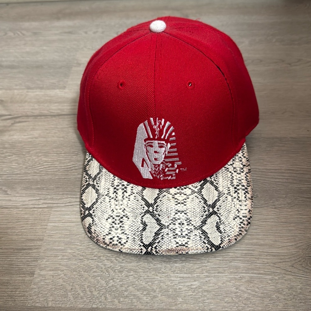 Last kings strap back